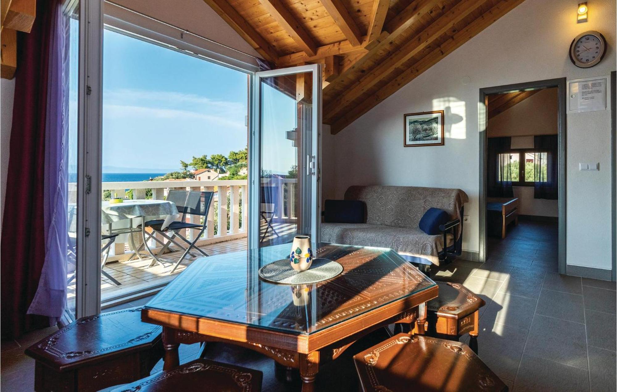 4 Bedroom Gorgeous Home In Prigradica Εξωτερικό φωτογραφία