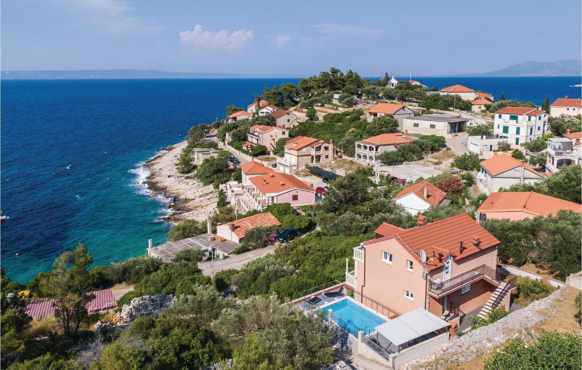 4 Bedroom Gorgeous Home In Prigradica Εξωτερικό φωτογραφία